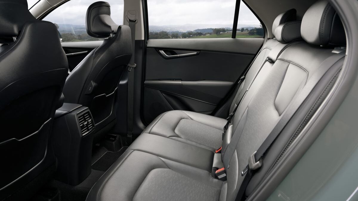 kia niro hev 32
